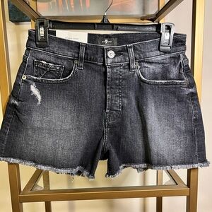 NWT 7 for all Mankind Monroe Short size 26